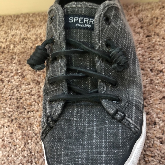 Sperry top-slider black and white tennis shoes. 9 - Picture 8 of 9